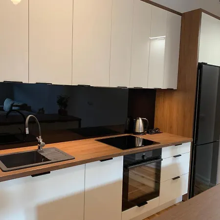 Na Skraju Rynku 110 M2 شقة تارنوفسكي غوره