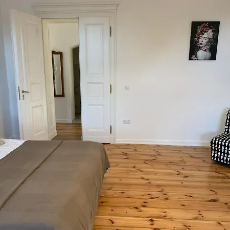 Apartman Na Skraju Rynku 110 M2 *