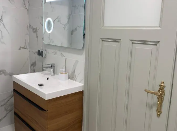 Na Skraju Rynku 110 M2 Апартаменты Тарновске-Гуры